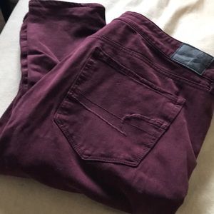 American Eagle Burgundy Hi Rise Stretch Jeggings